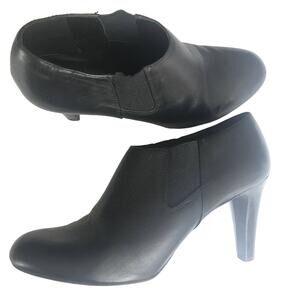 Franco Sarto black leather booties 9